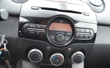 Mazda 2 II Hatchback 3d Facelifting 1.3 MZR 75KM 2012 Mazda 2 1.3 - bezwypadkowe - Klima - grzane fotele, SUPER STAN 1.3 Benzyna, zdjęcie 22