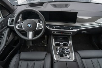 BMW X7 SUV Facelifting 3.0 40d 352KM 2026 BMW X7 xDrive40d - Dostępne od ręki!, zdjęcie 15