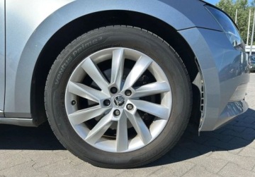 Skoda Superb III Kombi 2.0 TDI 150KM 2017 Skoda Superb Ambition Pakiet FRESH, Nowy rozrzad, Tempomat, GPS, Bi-Xenon, zdjęcie 35