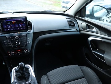 Opel Insignia I Sports Tourer 2.0 CDTI ECOTEC 160KM 2010 Opel Insignia 2.0 CDTI, Navi, Klima, Klimatronic, zdjęcie 7