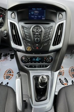 Ford Focus III Kombi 1.6 EcoBoost 150KM 2011 Ford Focus 1.6 Benzyna /Serwis/ Bezwypadkowy /, zdjęcie 19