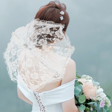 ТОРЖЕСТВЕННЫЕ СВАДЕБНЫЕ ЗОНТЫ С КРАСИВЫМИ КРУЖЕВНЫМИ УЗОРАМИ