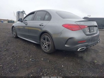 Mercedes Klasa C W206 2024 Mercedes-Benz Klasa C 300, 2024r., 4x4, 2.0L 2.0 Benzyna 255KM, zdjęcie 3