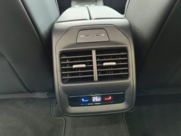 Volkswagen Passat B8 Variant Facelifting 1.5 TSI EVO 150KM 2025 Volkswagen Passat serwis ASO 2.0TDI 150KM bezwypadkow gwarancja pakiety ka, zdjęcie 18