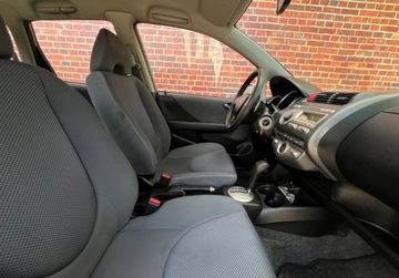 Honda Jazz II 1.4 83KM 2006 Honda Jazz Automat Klima Isofix Warszawa Gwarancja w cenie VKVX 1.3 83KM, zdjęcie 9