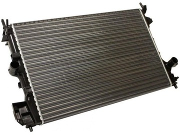 CHLADIČ CADILLAC BLS 1.9