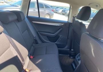 Skoda Octavia III Kombi Facelifting 1.0 TSI 115KM 2019 Skoda Octavia Samochod z gwarancja Benzyna 115KM, zdjęcie 10