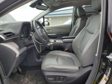 Toyota Sienna III 2022 Toyota Sienna XLE 2022 2.5l 2.5 Hybryda 245KM, zdjęcie 7