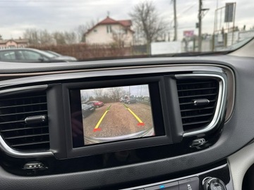 Chrysler Pacifica II 3.6 V6 291KM 2018 Chrysler Pacifica 3.6 benzyna/Automat/8 miejsc/Fak, zdjęcie 30