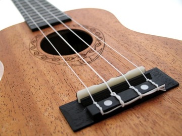 Укулеле сопрано компании Tanglewood, элегантный набор