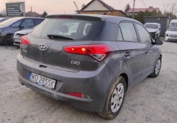 Hyundai i20 I Hatchback 5d Facelifting 1.2 DOHC 85KM 2015 Hyundai i20 2015r, 1.2 Benzyna LPG. Lekko uszkodzony przod. Jezdzi. 1.2, zdjęcie 2