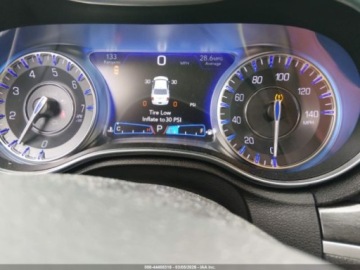 Chrysler 300C II 2020 Chrysler 300 Touring 2020 3.6 Benzyna 292KM, zdjęcie 10
