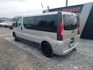 Opel Vivaro A Combi L1 2.0 CDTI 115KM 2013 Opel Vivaro Opel Vivaro 2.0 CDTI L2H1 Life Cosmo 2.0 Diesel 114KM, zdjęcie 3