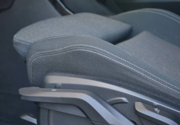 BMW X1 U11 Crossover 2.0 18d 150KM 2023 BMW X1 18d Delaer BMW Bonkowscy Dostawa pod dom w cenie 2.0 Diesel 150KM, zdjęcie 9