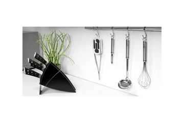 Кухонные щипцы нейлоновые с тремя сменными насадками.