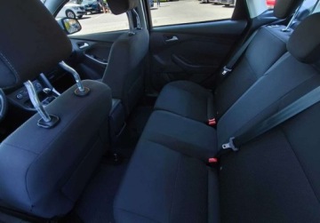Ford Focus III Sedan Facelifting 1.6 Ti-VCT 125KM 2017 Ford Focus Wolnossacy, salon Polska, tempomat, SYNC 1.6 Benzyna 125KM, zdjęcie 16