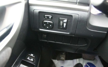 Lexus CT Hatchback 5d 200h 136KM 2011 Lexus CT 1.8 Hybryda 136KM, zdjęcie 17