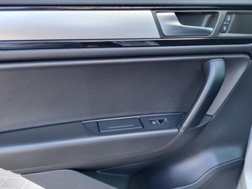 Volkswagen Touareg II SUV 3.6 V6 FSI BlueMotion 280KM 2012 VW TOUAREG VR6 3.6l FSI benzyna 280KM*W PL od 8 lat*Wyjątkowo zadbany, zdjęcie 27