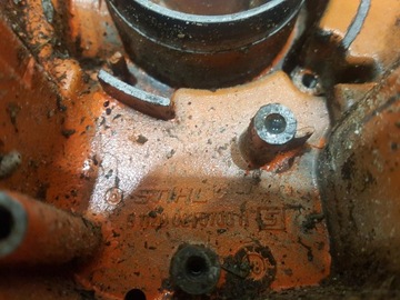 STIHL 015 КАРТРИДЖ КОРПУС ДВИГАТЕЛЯ ПОЛУБЛОК