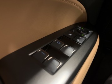 Lexus NX II SUV Facelifting 2.5 450h+ 309KM 2024 Lexus NX 450h+ Prestige AWD II (2021-) Lexus NX 45, zdjęcie 18