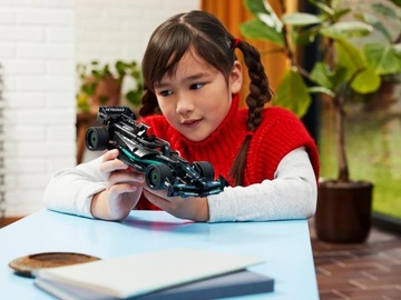 ЛЕГО БЛОКИ | TECHNIC 42165 MERCEDES AMG F1 W14 PERFORMANCE PULLBACK