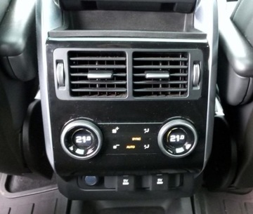 Land Rover Range Rover Sport II SUV Facelifting 3.0L SDV6 249KM 2019 Land Rover Range Rover Sport 3,0D 249kM HSE Pneumatyka,Panorama,4xKlima 3.0, zdjęcie 19