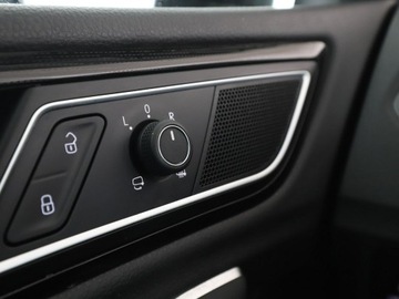 Volkswagen Golf Sportsvan Sportsvan Facelifting 1.5 TSI ACT 150KM 2019 Volkswagen Golf Sportsvan Highline automat, zdjęcie 38