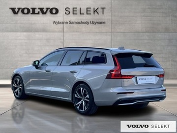 Volvo V60 II  Kombi Facelifting 2.0 B4 B 197KM 2024 Volvo V60 V60 B4 B Plus Dark Pakiet Climate Driver, zdjęcie 6