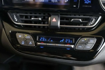 Toyota C-HR I Crossover 1.2L Turbo 116KM 2016 Toyota C-HR 1.2 T Premium 1.2 Benzyna 116KM, zdjęcie 33