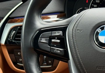 BMW Seria 5 G30-G31 Limuzyna 525d 231KM 2018 BMW Seria 5 525D 231KM Luxury Line, HiFi, Wireless Charging 2.0 Diesel, zdjęcie 15