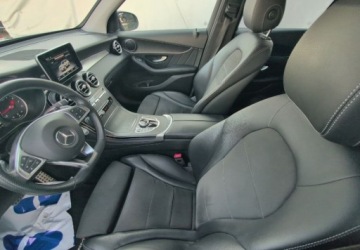 Mercedes GLC C253 SUV 2.0 250 211KM 2018 Mercedes-Benz GLC SALON PL serwis ASO FVAT-mrz el klapa skory 4x4 gwarancja, zdjęcie 20
