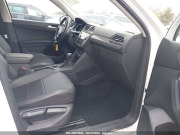 Volkswagen Tiguan II 2020 Volkswagen Tiguan 2020r., 4x4, 2.0L 2.0 Benzyna 184KM, zdjęcie 10