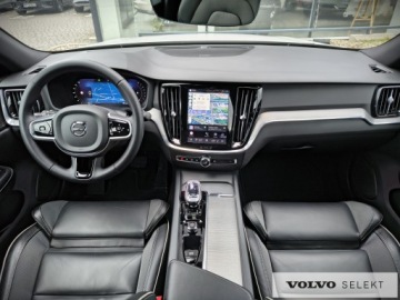 Volvo S60 III Sedan Facelifting 2.0 B5 250KM 2024 Volvo S60 S60 B5 AWD 250 KM, Polestar, Harman Kard, zdjęcie 13