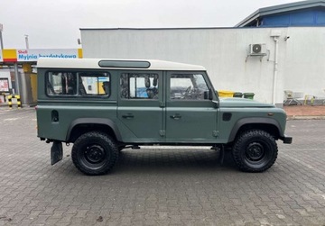 Land Rover Defender III 2010 Land Rover Defender Klimatyzacja 110 TD BaseE Salon PL I wlasciciel 7 os., zdjęcie 4