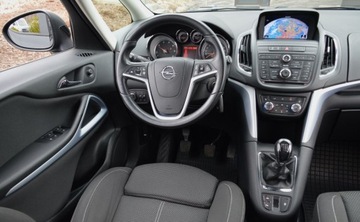 Opel Zafira C Tourer 1.6 CDTI ECOTEC 136KM 2015 Opel Zafira 1,6 CDTI 136 KM COSMO Nawigacja SUPER STAN 1.6 Diesel 136KM, zdjęcie 21