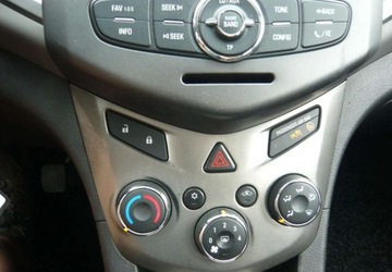 Chevrolet Aveo T300 Sedan 1.4 100KM 2012 Chevrolet Aveo Chevrolet Aveo 1.4 16V LT 1.4 Benzyna 101KM, zdjęcie 10