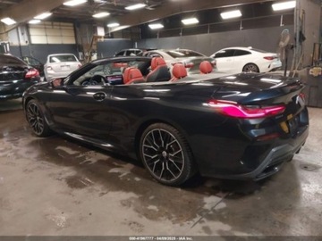 BMW Seria 8 II 2023 BMW Seria 8 BMW M850i xDrive Cabrio, od ubezpieczalni 4.4 Benzyna 523KM, zdjęcie 4