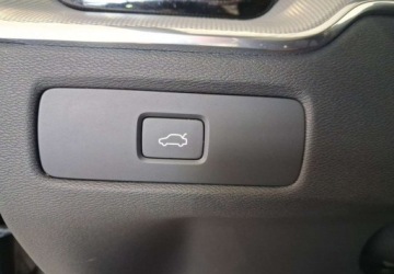 Volvo XC60 II 2022 Volvo XC 60 VAT 23 Dark Plus 2.0B5 mHEV 250KM automat 4x4 2022 r., salon P, zdjęcie 18