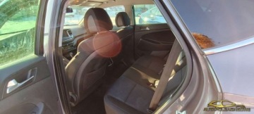 Hyundai Tucson III SUV 1.7 CRDi 141KM 2016 Hyundai Tucson 1.7CRDI 140KM Salon Pl. F.Vat 23 1.7 Diesel 140KM, zdjęcie 16