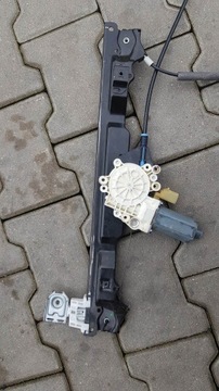 ZVEDÁK OKNO LEVÝ PŘEDNÍ JEEP COMMANDER XK