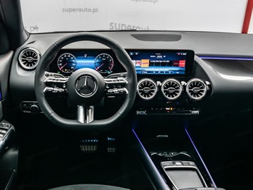 Mercedes GLA II Off-roader Facelifting 1.3 200 163KM 2025 MERCEDES-BENZ GLA 200 AMG Line Suv 1.3 (163KM) 2025, zdjęcie 9