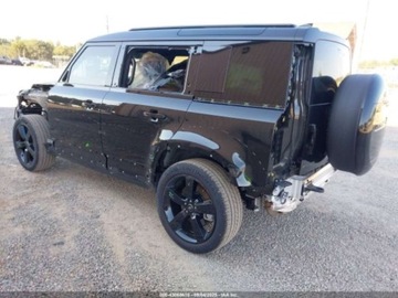 Land Rover Defender IV (L663) 2025 Land Rover Defender 110 P400 X-Dynamic SE 2025 3.0l 3.0 Benzyna 395KM, zdjęcie 3