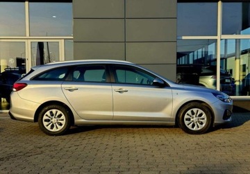 Hyundai i30 III Wagon Facelifting 1.0 T-GDI 120KM 2023 Hyundai i30 NEW YEAR PROMO 1.0 PB 120KM FV23 Salon PL Serwis ASO Gwarancja, zdjęcie 4