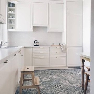 МАРОККАНСКАЯ ПЛЕЧКА НАПОЛЬНАЯ ПЛИТКА 20X20 МАТОВО-СИНЯЯ ДЕКОР