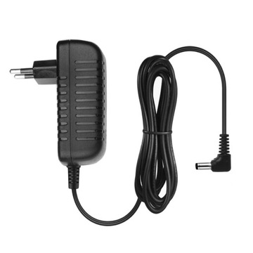 Источник питания 12 В для: клавиатуры Roland E-16.