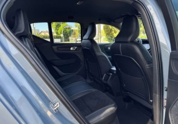 Volvo XC40 Crossover 2.0 D3 150KM 2020 Volvo XC 40 2,0 D3 R-Design FullLed El.Klapa Grz.Fotele Skora Serwis Gwara, zdjęcie 22