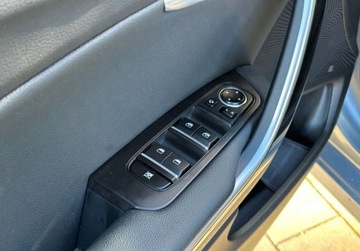 Kia Ceed III Hatchback Facelifting  1.5 T-GDI 140KM 2024 Kia Ceed MY25 Business Line 140KM 7DCT automat, dostepny od reki w Gdyni, zdjęcie 10
