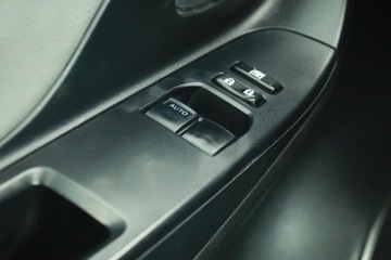 Toyota Yaris III Hatchback 5d Facelifting Hybrid 100KM 2016 Toyota Yaris 1.5 Hybrid, Salon Polska, Automat, zdjęcie 14