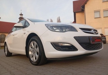 Opel Astra J GTC 1.4 Turbo ECOTEC 140KM 2016 Opel Astra Kupiony w Polsce - benzyna - 1,4 - 140 KM - LPG 1.4 BenzynaLPG, zdjęcie 5
