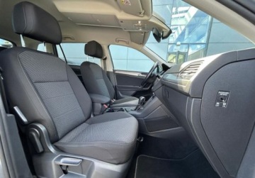 Volkswagen Tiguan Allspace SUV 2.0 TDI 150KM 2020 Volkswagen Tiguan Allspace Comfortline Pakiety, ACC, Podgrzewane fotele,, zdjęcie 17